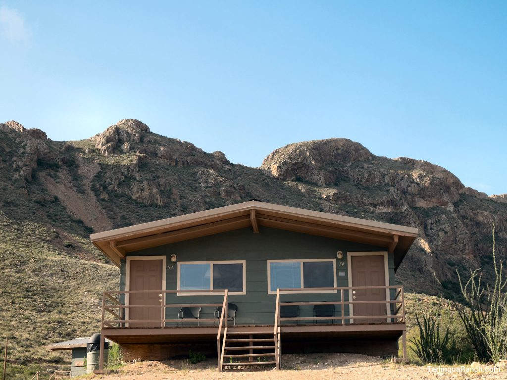 Big Bend Cabins, Cozy Clean Quiet Rooms, Shared Decks, Great Views